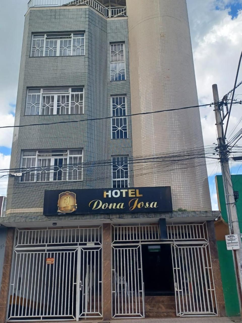 Hotel Dona Josa Carmo do Cajuru Eksteriør billede